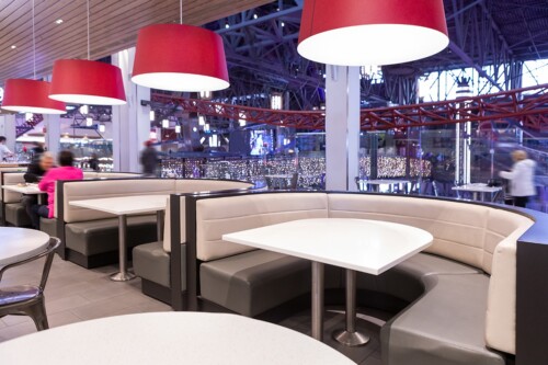 Centres commerciaux et boutiques - Banquettes en cuir